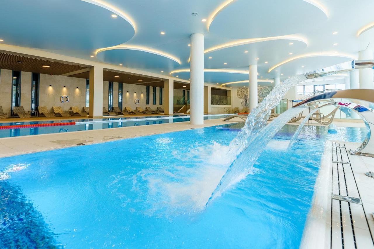 Polanki Aqua Apartamenty Nielimitowany Dostep Do Basenow Parking Free Kolobrzeg Dış mekan fotoğraf